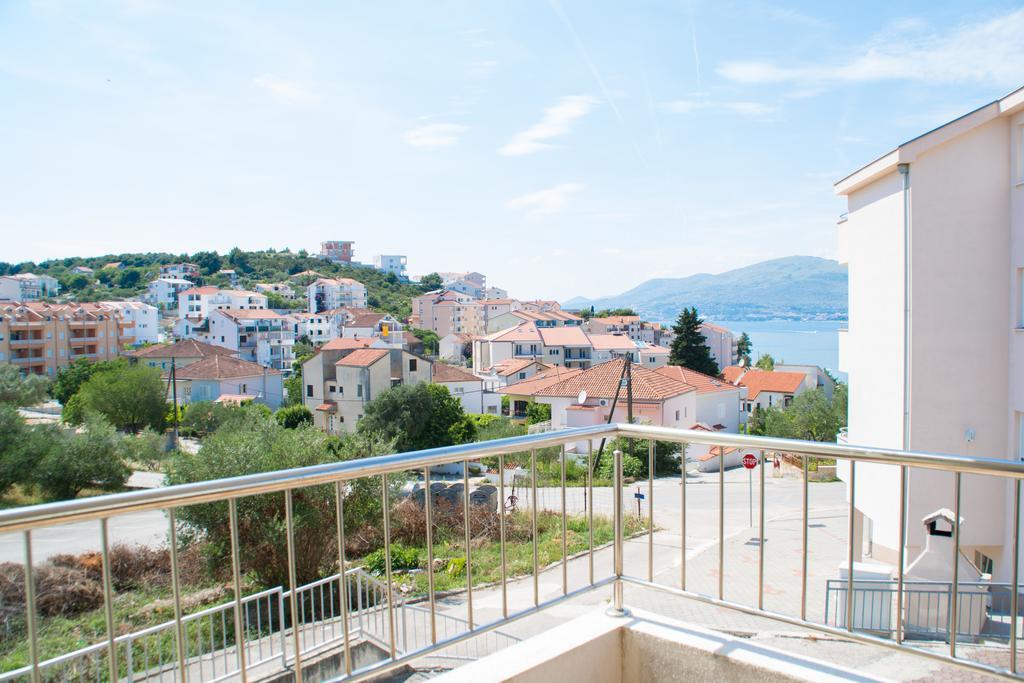 Apartment Horizont Trogir Exterior foto
